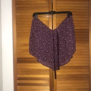 Floral patterned pull on soft shorts